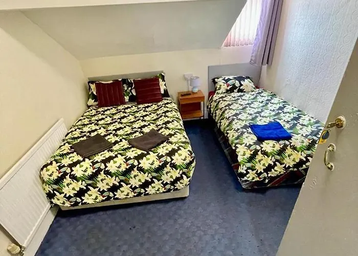 Hayward Hotel