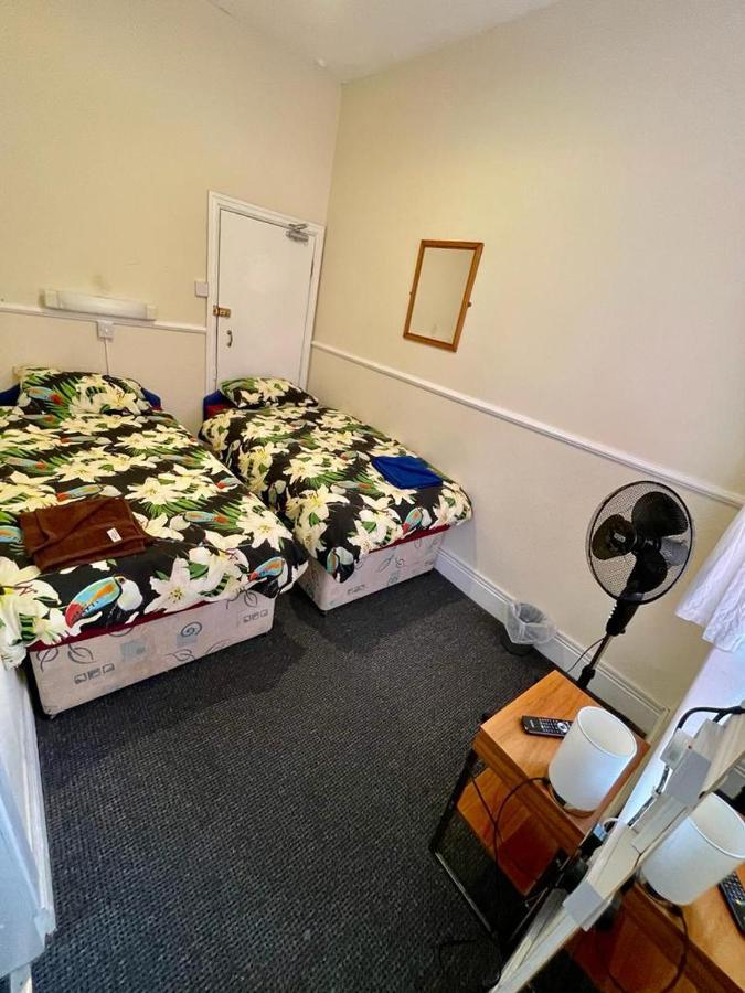 Hayward Hotel